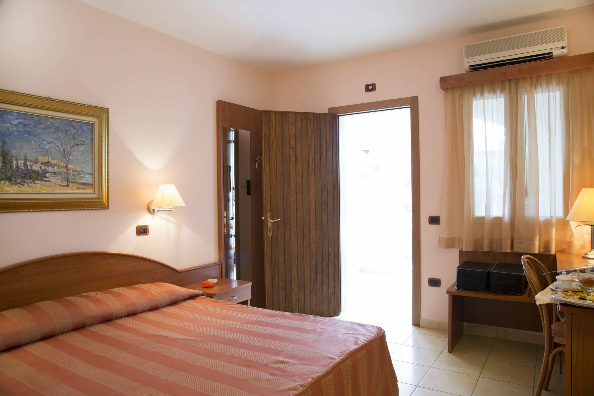 Garden Hotel Ripa Vieste Ngoại thất bức ảnh